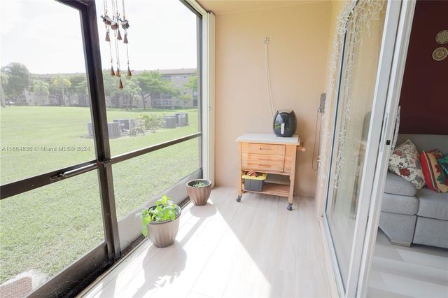 12750 SW 15th St 106D, Pembroke Pines, FL 33027