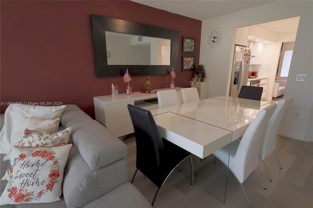 12750 SW 15th St 106D, Pembroke Pines, FL 33027