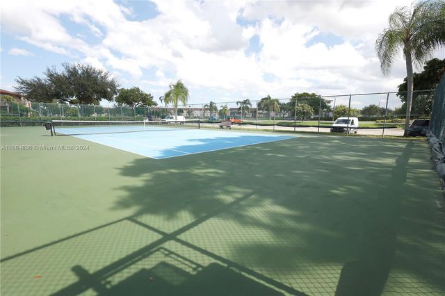 12750 SW 15th St 106D, Pembroke Pines, FL 33027