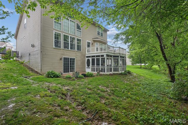 139 Blue Water Drive, St Peters, MO 63366