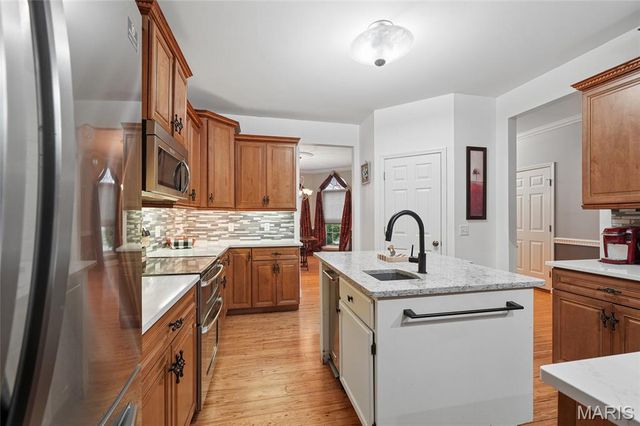 139 Blue Water Drive, St Peters, MO 63366