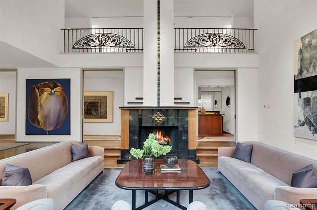 1335 Trowbridge Road, Bloomfield Hills, MI 48304