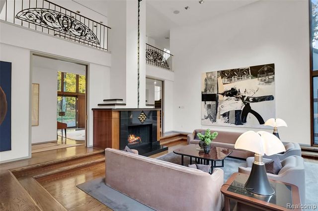 1335 Trowbridge Road, Bloomfield Hills, MI 48304