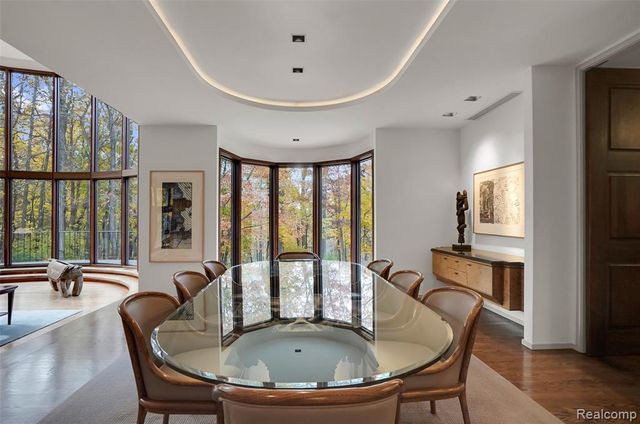 1335 Trowbridge Road, Bloomfield Hills, MI 48304