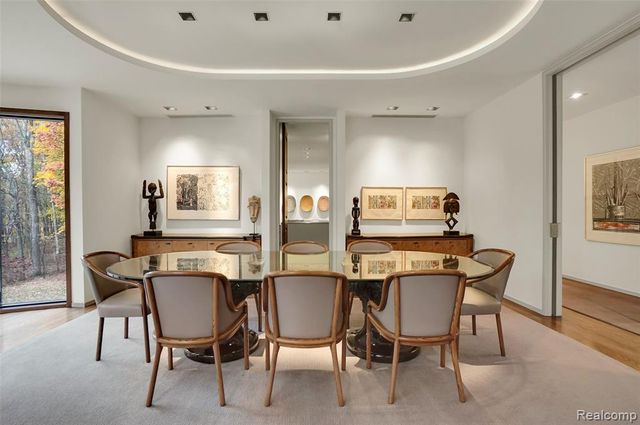 1335 Trowbridge Road, Bloomfield Hills, MI 48304