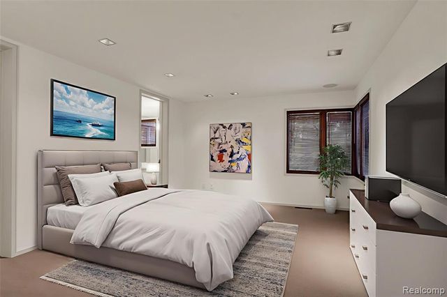 1335 Trowbridge Road, Bloomfield Hills, MI 48304