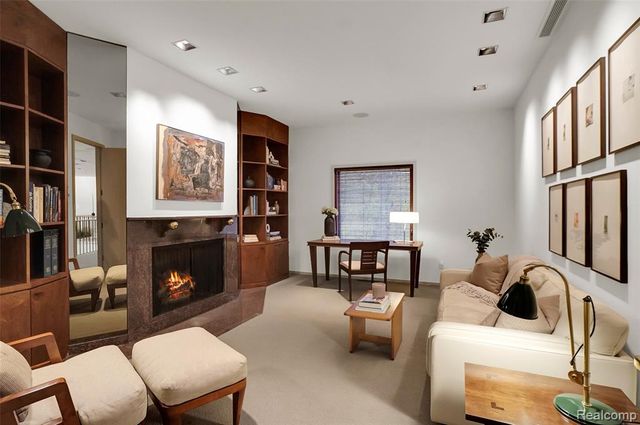 1335 Trowbridge Road, Bloomfield Hills, MI 48304