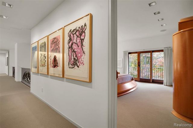 1335 Trowbridge Road, Bloomfield Hills, MI 48304