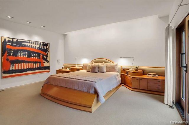 1335 Trowbridge Road, Bloomfield Hills, MI 48304