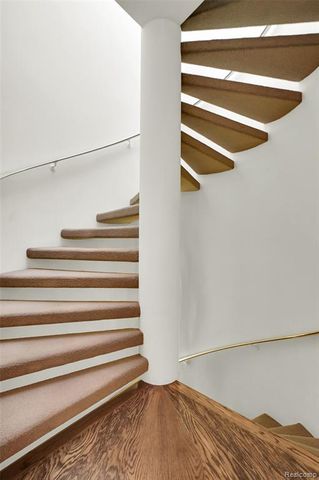 1335 Trowbridge Road, Bloomfield Hills, MI 48304