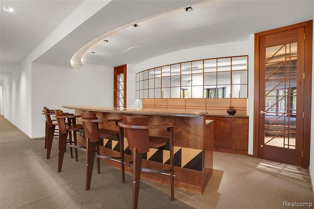 1335 Trowbridge Road, Bloomfield Hills, MI 48304