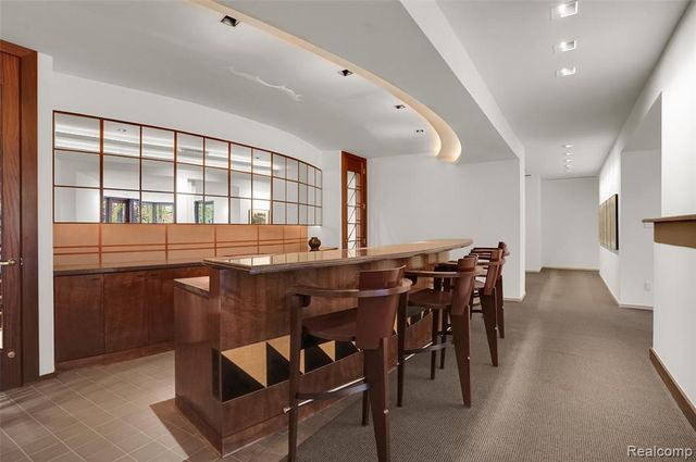 1335 Trowbridge Road, Bloomfield Hills, MI 48304