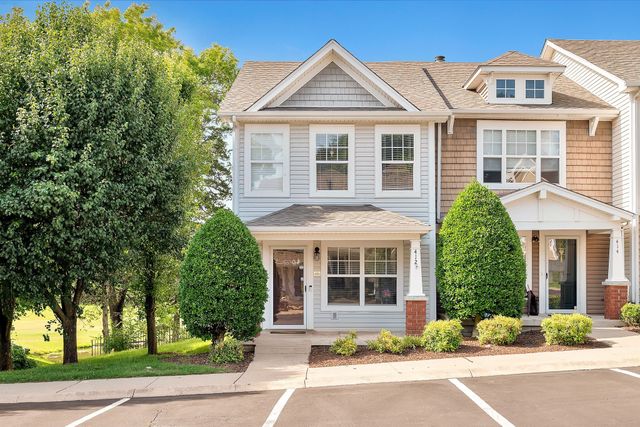 412 Flintlock Ct, Nashville, TN 37217