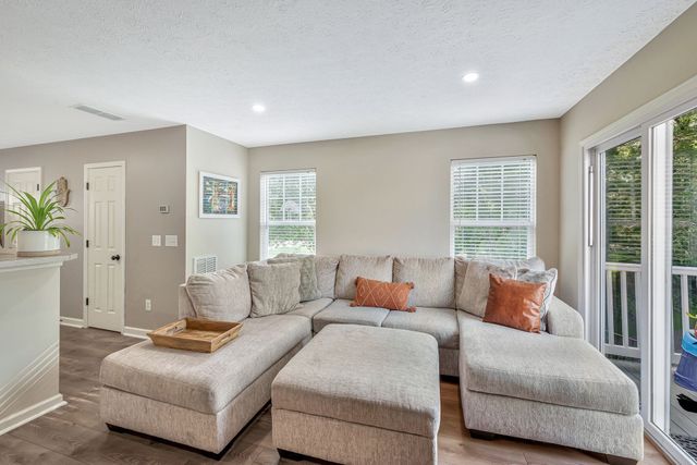412 Flintlock Ct, Nashville, TN 37217