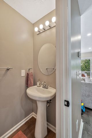 412 Flintlock Ct, Nashville, TN 37217