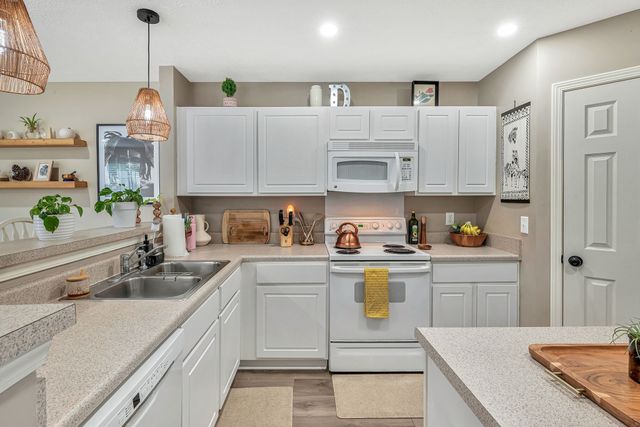 412 Flintlock Ct, Nashville, TN 37217