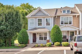412 Flintlock Ct, Nashville, TN 37217