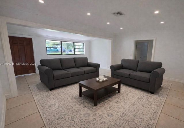 3614 SW 58th Ave, Miami, FL 33155