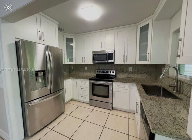 3614 SW 58th Ave, Miami, FL 33155