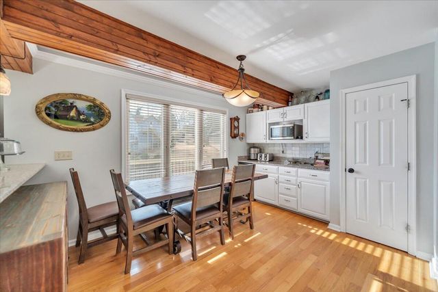 56 Brookside LN, Moneta, VA 24121