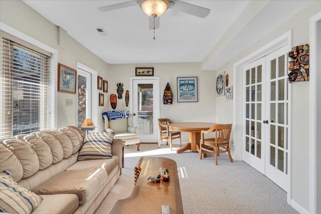 56 Brookside LN, Moneta, VA 24121