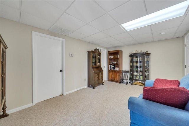 56 Brookside LN, Moneta, VA 24121