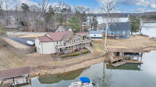 56 Brookside LN, Moneta, VA 24121