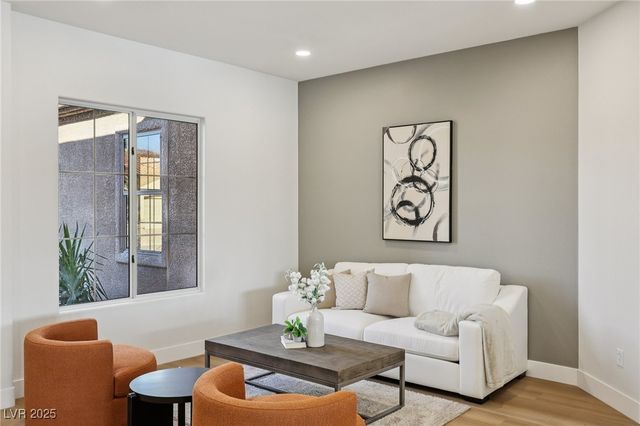 2695 Olivia Heights Avenue, Henderson, NV 89052