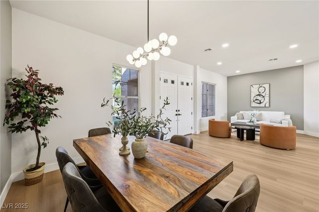 2695 Olivia Heights Avenue, Henderson, NV 89052