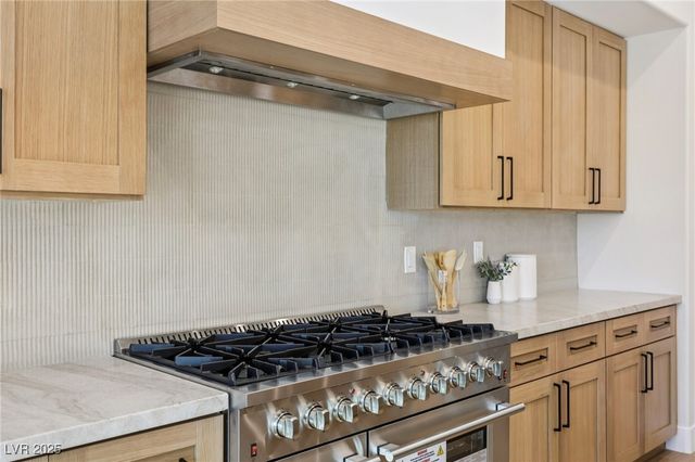 2695 Olivia Heights Avenue, Henderson, NV 89052