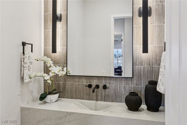 2695 Olivia Heights Avenue, Henderson, NV 89052