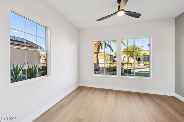 2695 Olivia Heights Avenue, Henderson, NV 89052