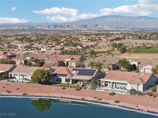 2695 Olivia Heights Avenue, Henderson, NV 89052