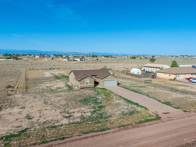 1301 N Challenger Dr, Pueblo West, CO 81007
