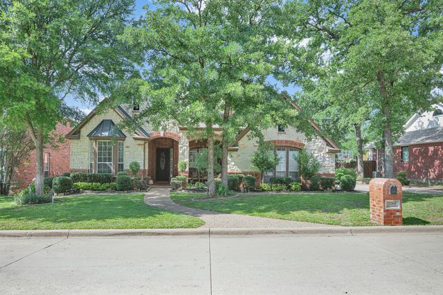 12360 Green Ash Drive, Fort Worth, TX 76244