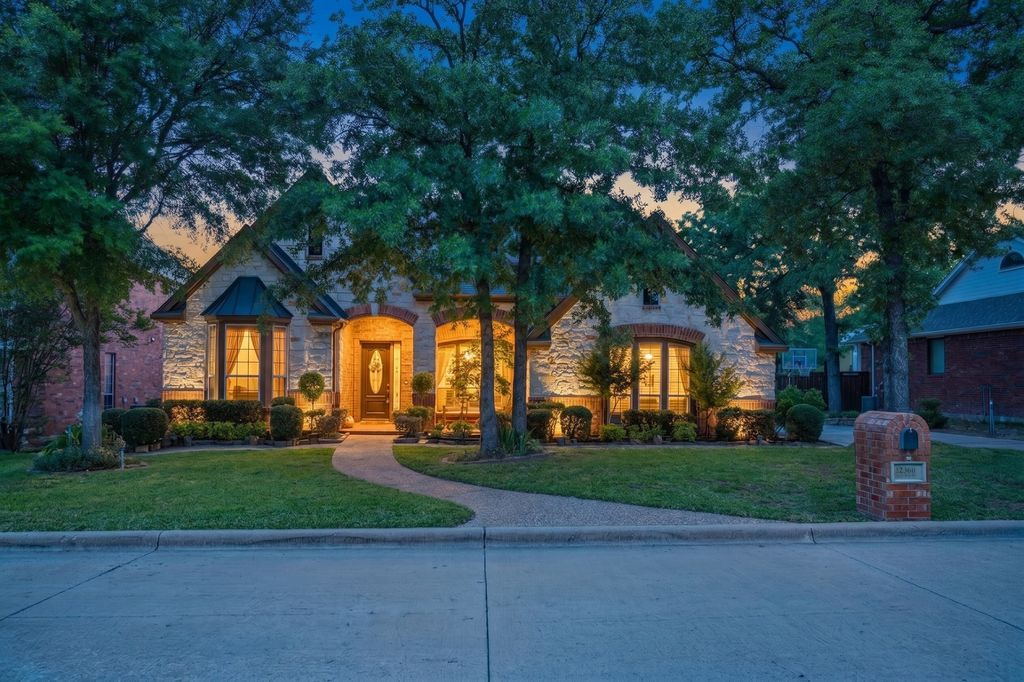 12360 Green Ash Drive, Fort Worth, TX 76244