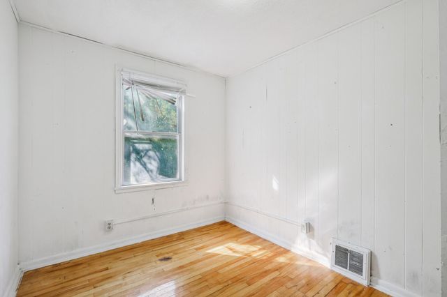 760 Minnehaha Avenue E, Saint Paul, MN 55106