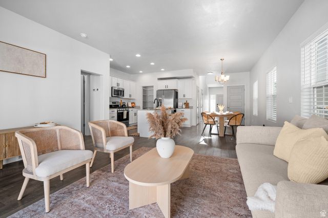 1695 S HAVEN PKWY, West Haven, UT 84401