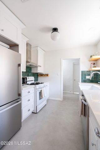 2441 E 5th Street, Tucson, AZ 85719