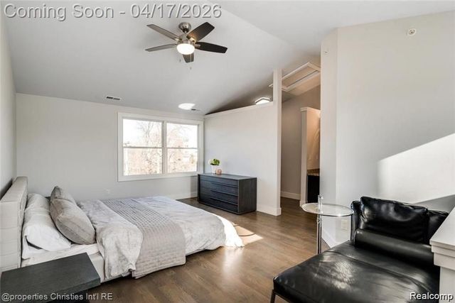 642 W 11 Mile Road, Royal Oak, MI 48067