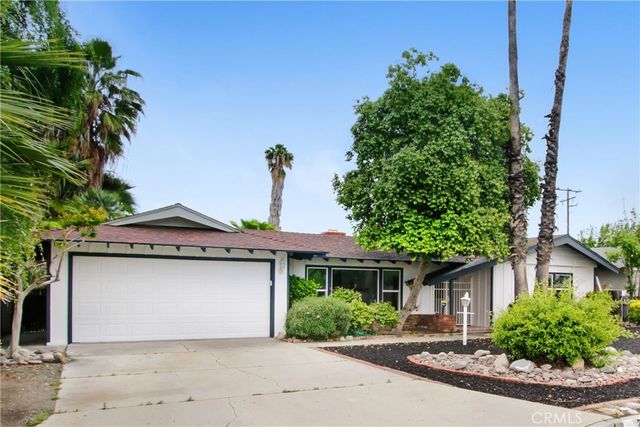 26110 Hemet Street, Hemet, CA 92544