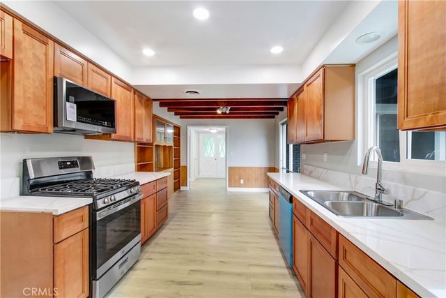 26110 Hemet Street, Hemet, CA 92544