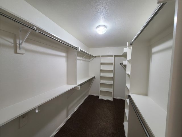 622 Manchester Drive, Mansfield, TX 76063