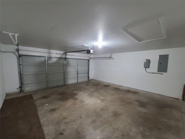 622 Manchester Drive, Mansfield, TX 76063