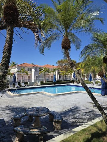 10441 Mahogany Key Cir 102, Miami, FL 33196