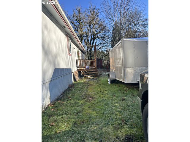 1105 Riverside Dr 17, Vernonia, OR 97064