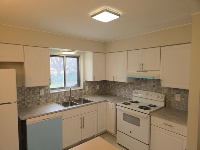 5820 Woodstone Drive, Trotwood, OH 45426