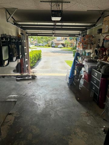 7081 Woodmont Way, Tamarac, FL 33321