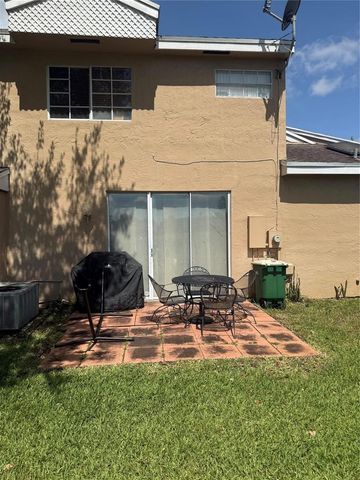 7081 Woodmont Way, Tamarac, FL 33321