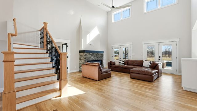 353 Oak Plains Rd, Clarksville, TN 37043